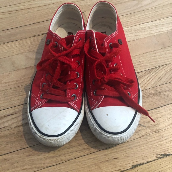 Great red shoes size US 8 - Picture 6 of 7